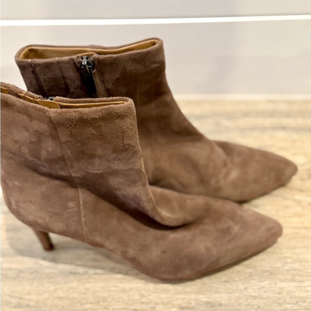 Sam Edelman Taupe Suede Bootie Size 7